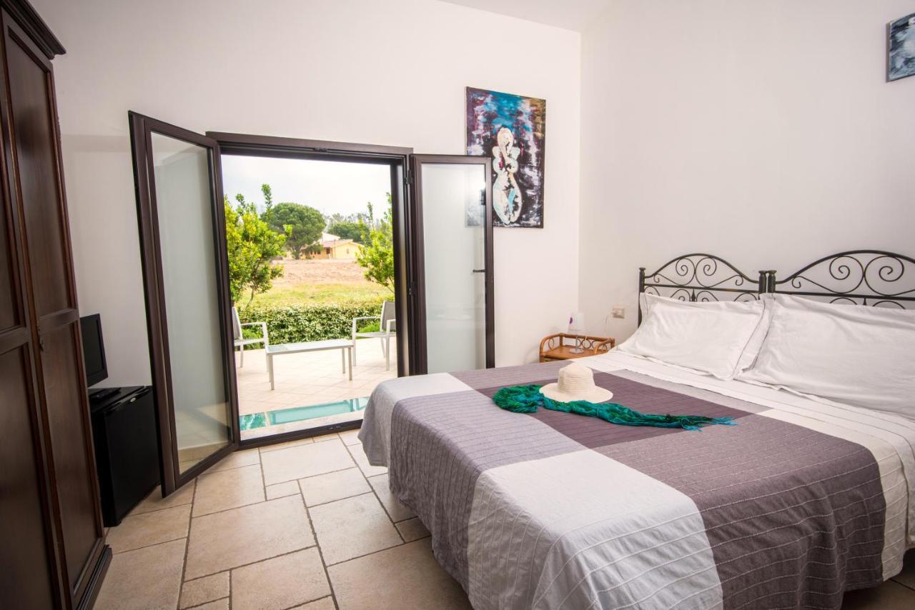 Locanda Del Pino Marina di Ginosa Luaran gambar