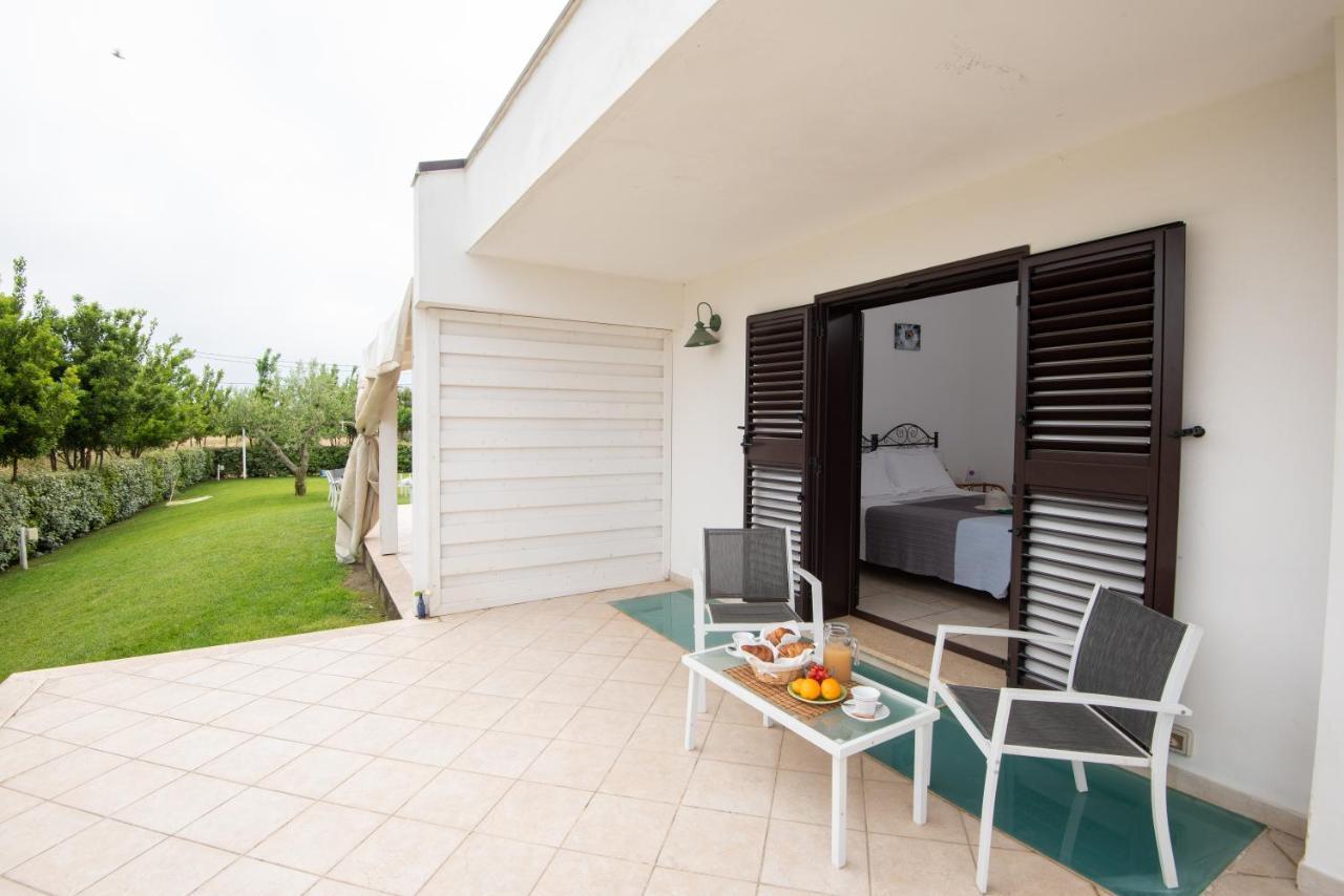 Locanda Del Pino Marina di Ginosa Luaran gambar