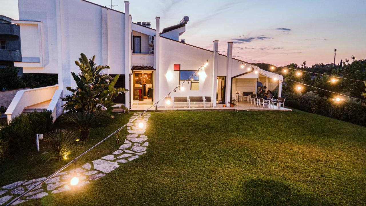 Locanda Del Pino Marina di Ginosa Luaran gambar