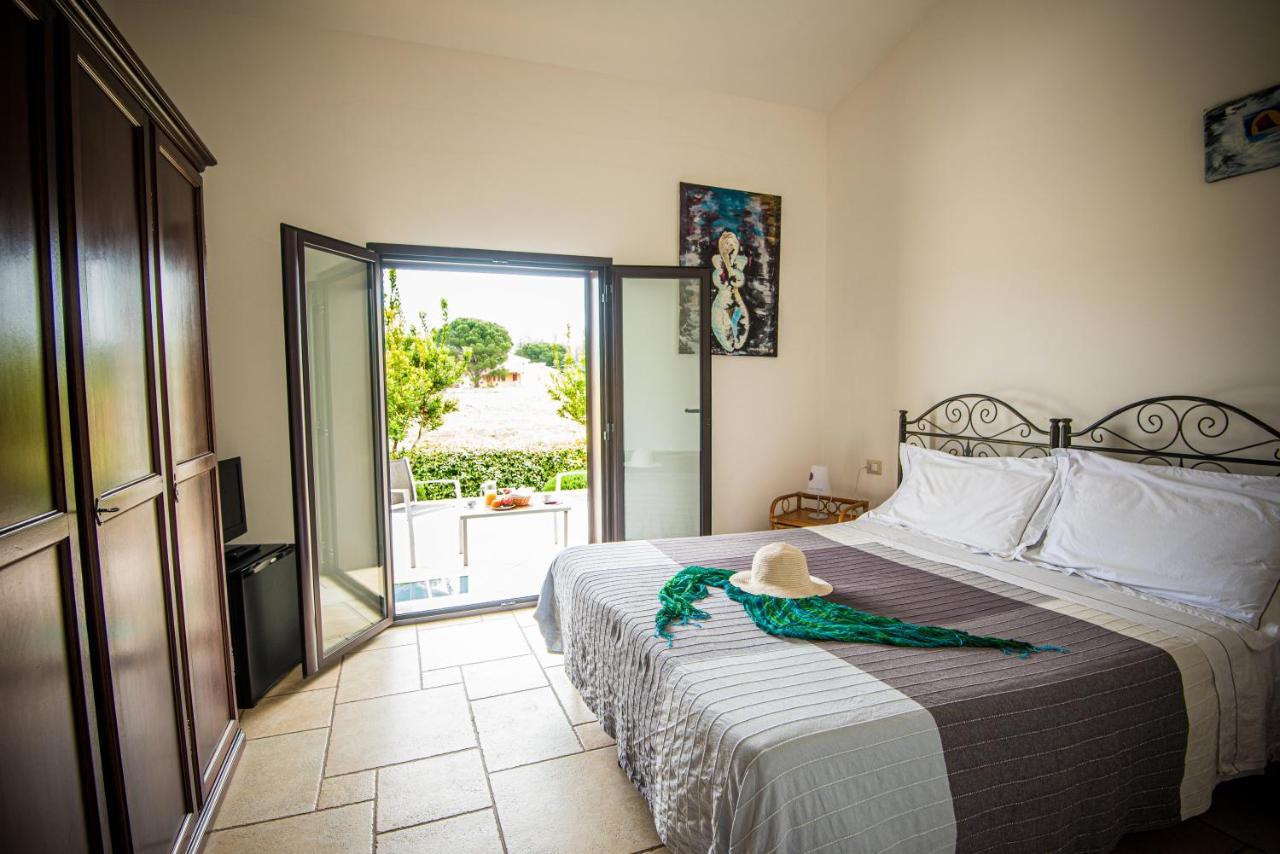 Locanda Del Pino Marina di Ginosa Luaran gambar