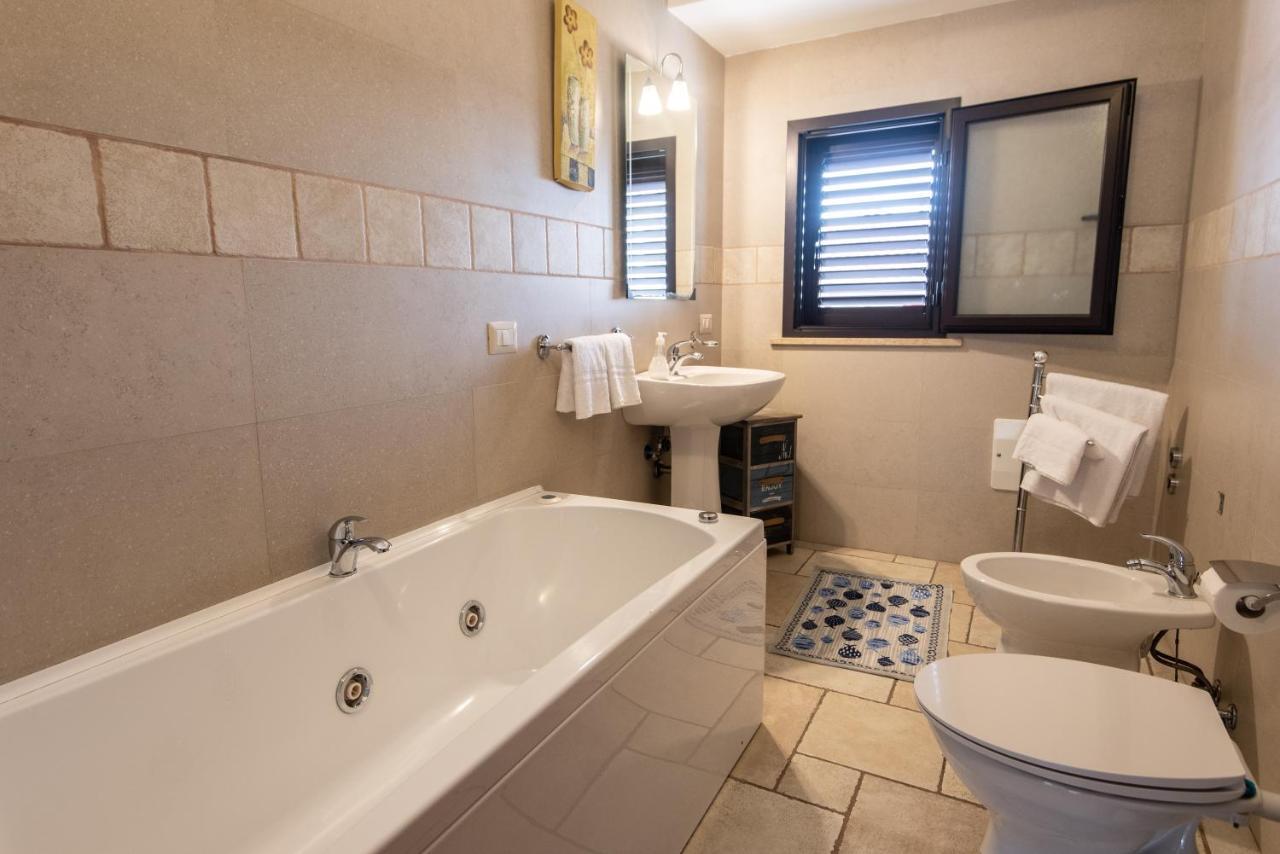 Locanda Del Pino Marina di Ginosa Luaran gambar