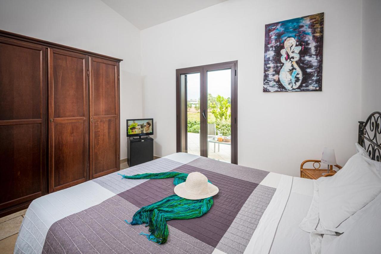 Locanda Del Pino Marina di Ginosa Luaran gambar
