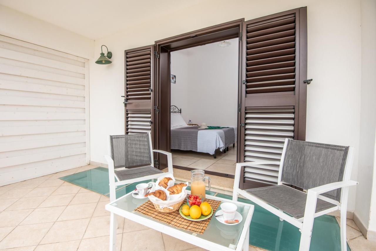 Locanda Del Pino Marina di Ginosa Luaran gambar