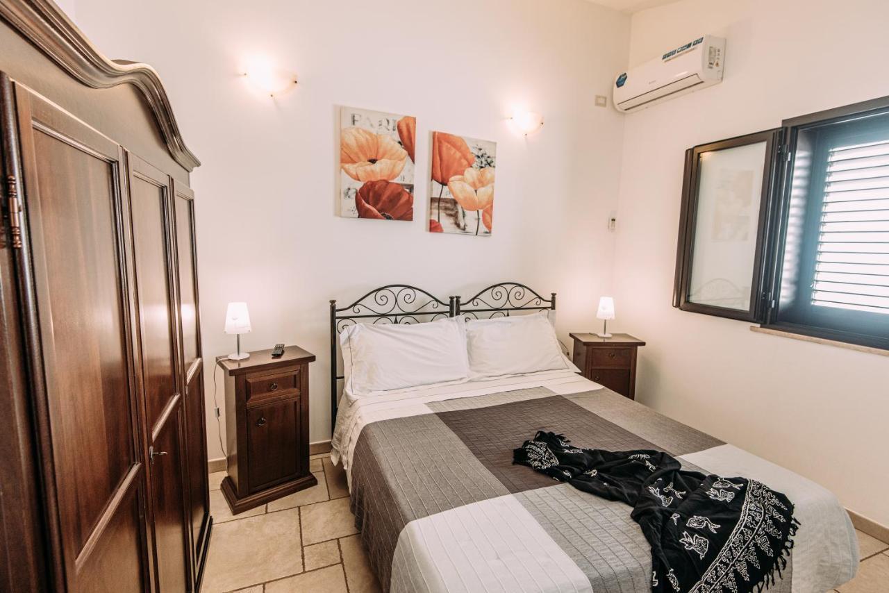 Locanda Del Pino Marina di Ginosa Luaran gambar